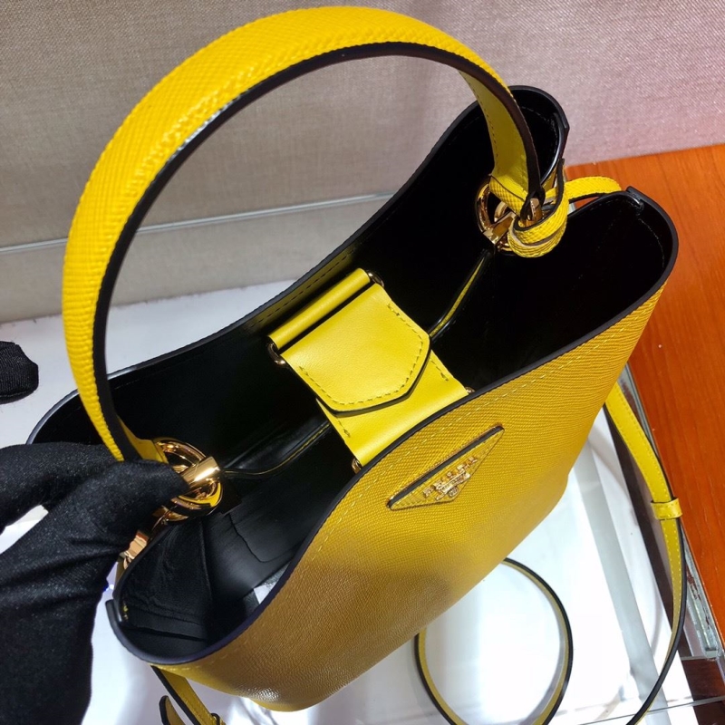 Pra*a top handle bags